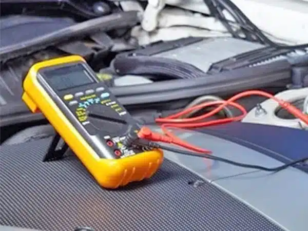 Diagnosi-elettronica-macchina-montecchio-emilia