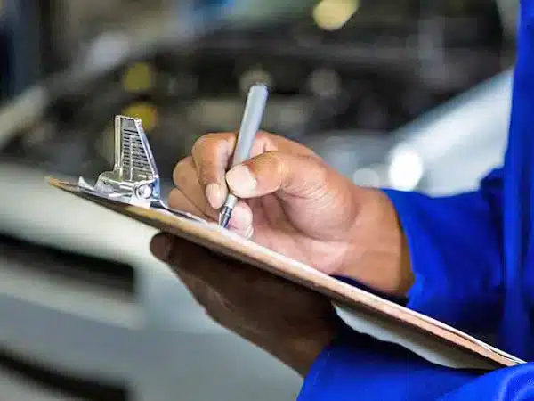 Meccanico-tagliando-jeep-montecchio-emilia